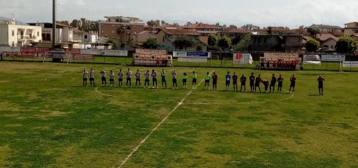 Pontinia vs Sora squadre al centro del campo