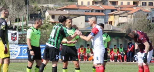 Stretta di mano Ceccano vs Nuovo Cos Latina