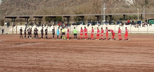squadre al centro del campo Posta Fibreno