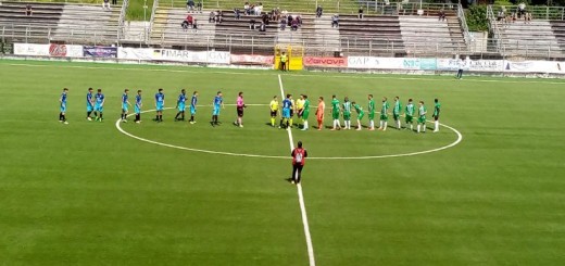 squadre al centro del campo Sora vs Avezzano