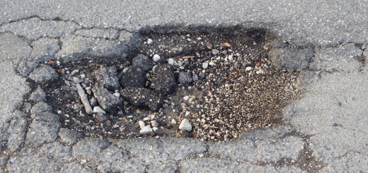 Immagine g) cratere in via Lungoliri Matteucci