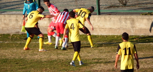 Foto c) contrasto di gioco