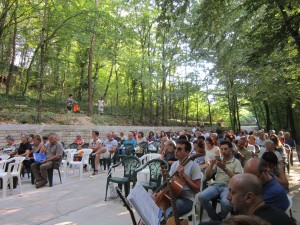 Pubblico presente oasi betania immagine 3