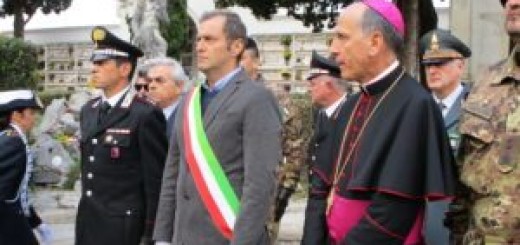 autorita-commemorazione-cimitero-immagine-7