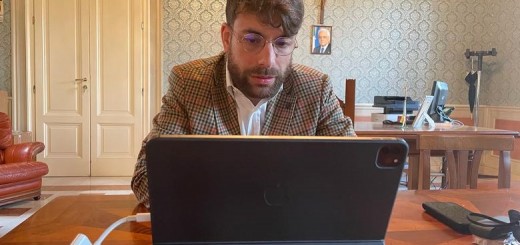 Il Sindaco Luca Di Stefano
