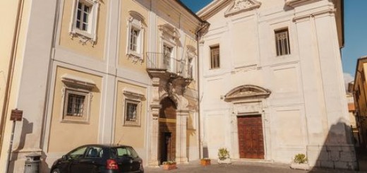 ingresso biblioteca di Sora